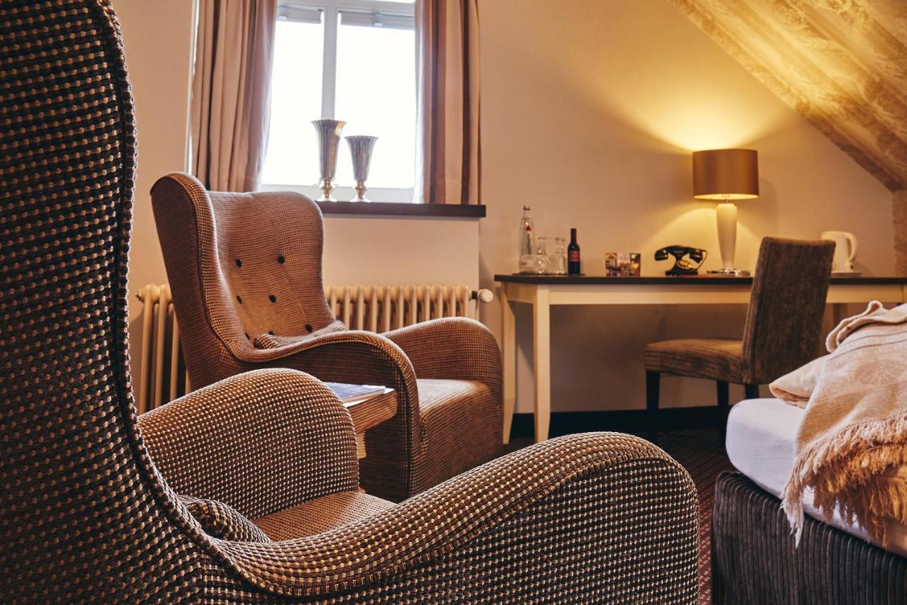 Hotel Alte Schule Бад-Берлебург Экстерьер фото